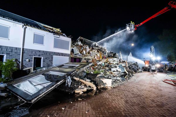 Huizen Didam waren lastig te blussen door isolatie
